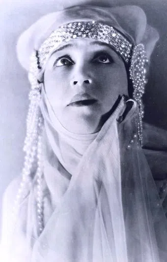 medea radzina image