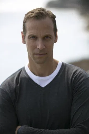 gregg hurwitz image