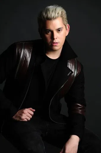 raymond gutierrez image