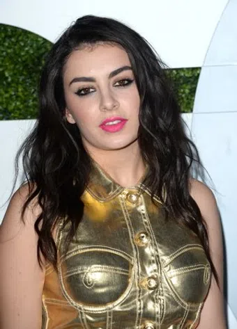 charli xcx image