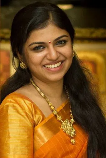 raveena ravi image