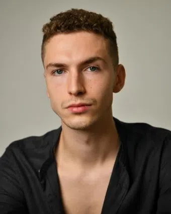 matteo caruana bond image