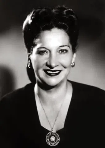 leonor rinaldi image