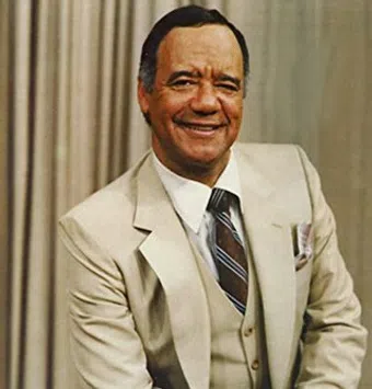 bobby capó image