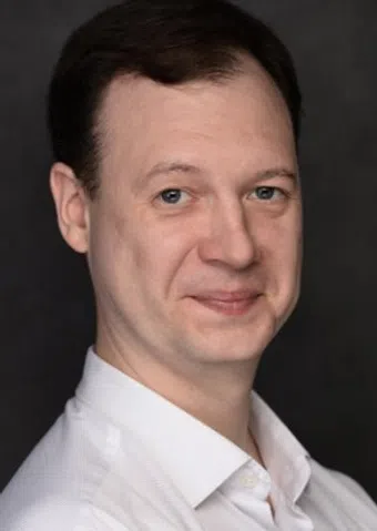 pavel savinov image