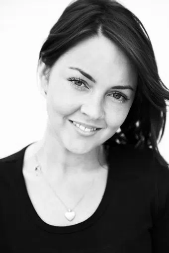 lacey turner image