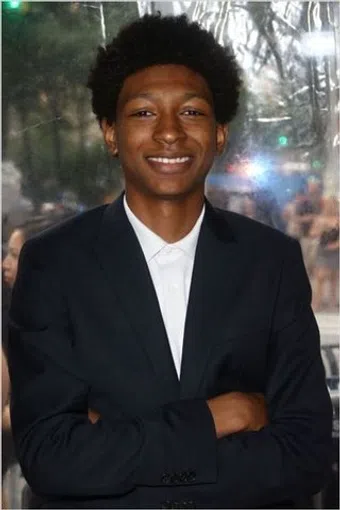 skylan brooks image