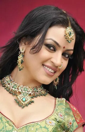 maryam zakaria image