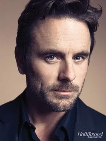 charles esten image