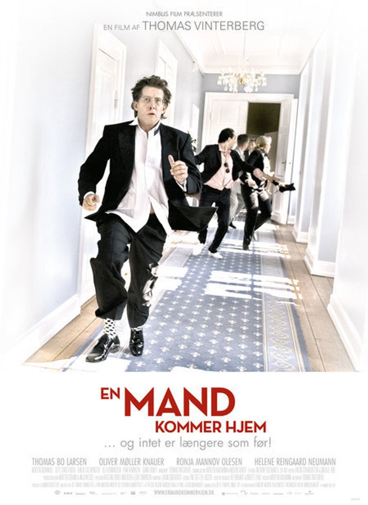 En Mand Kommer Hjem (2007) Poster