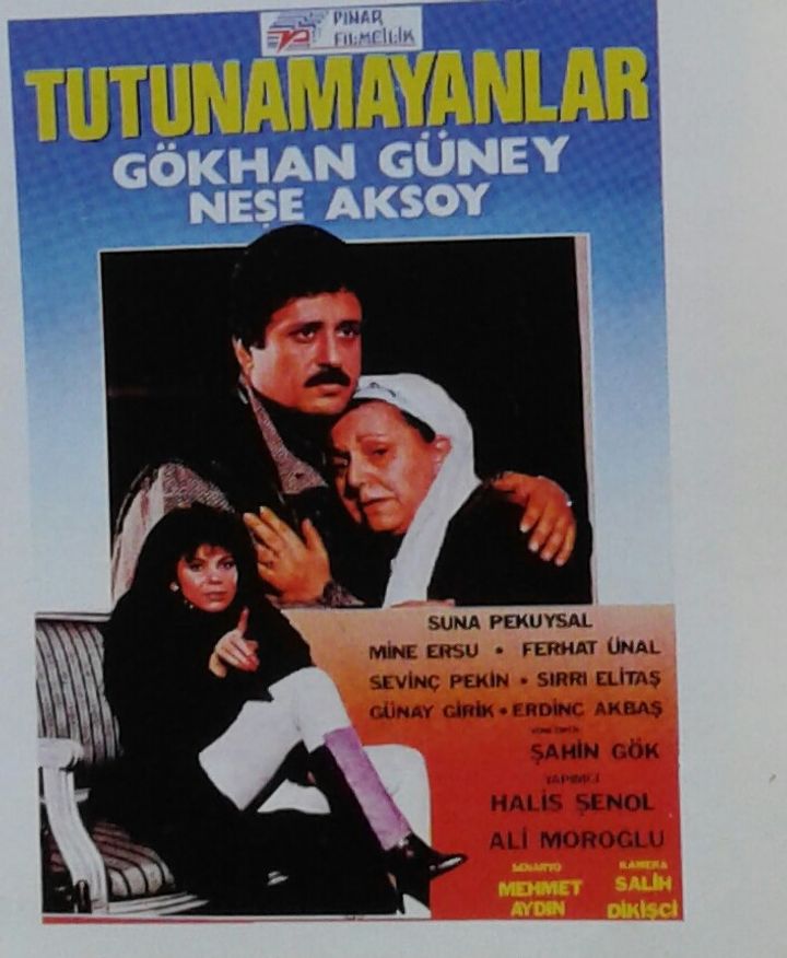 Tutunamayanlar (1989) Poster