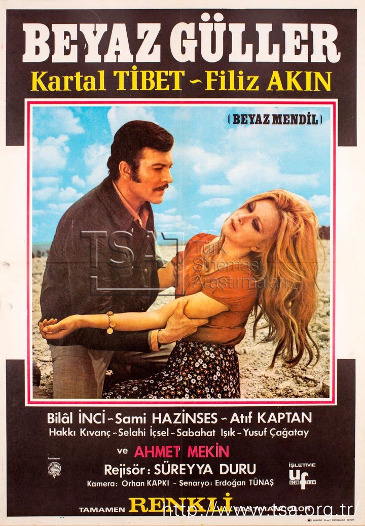 Beyaz Güller (1970) Poster