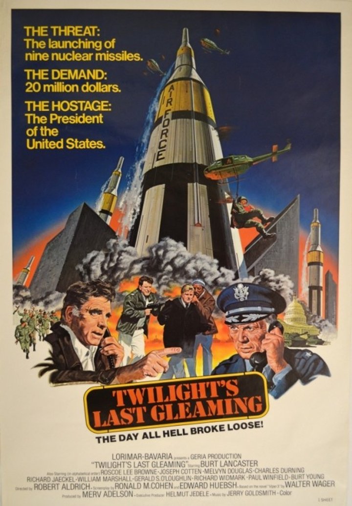 Twilight's Last Gleaming (1977) Poster