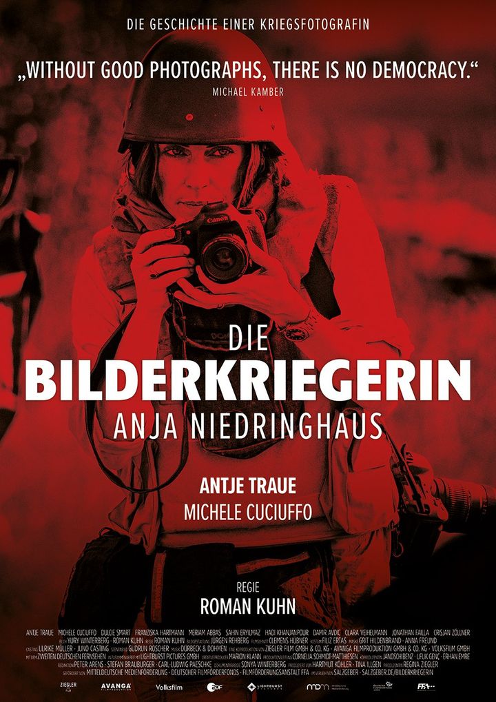 Die Bilderkriegerin: Anja Niedringhaus (2022) Poster