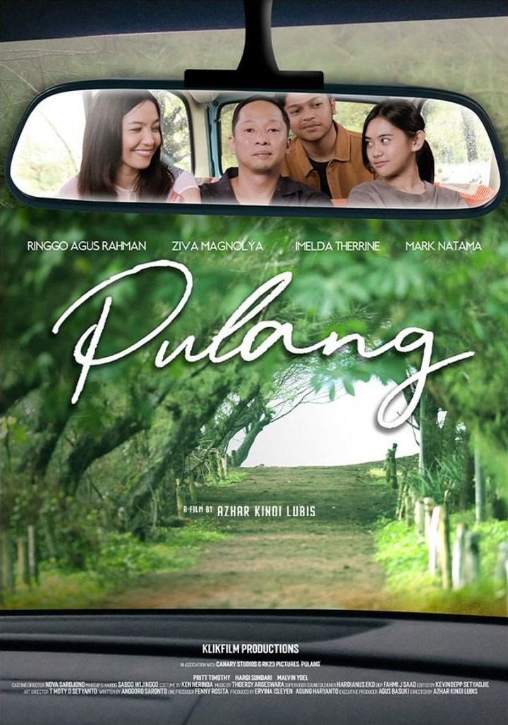 Pulang (2022) Poster