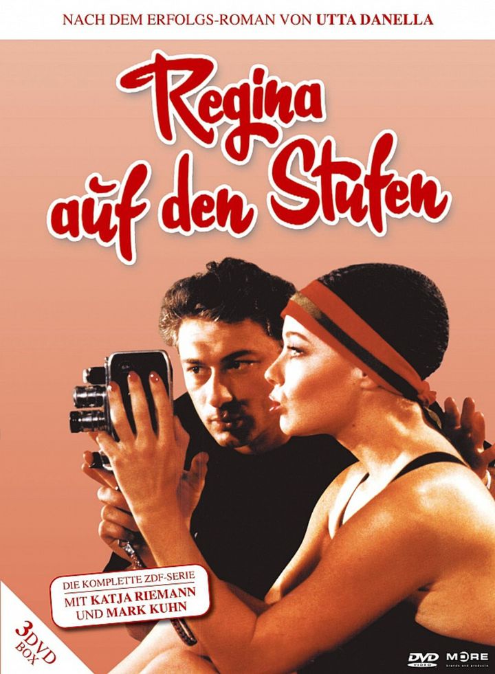 Regina Auf Den Stufen (1990) Poster