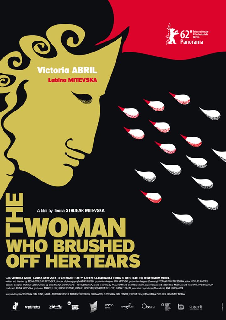 The Woman Who Brushed Off Her Tears (2012) Poster