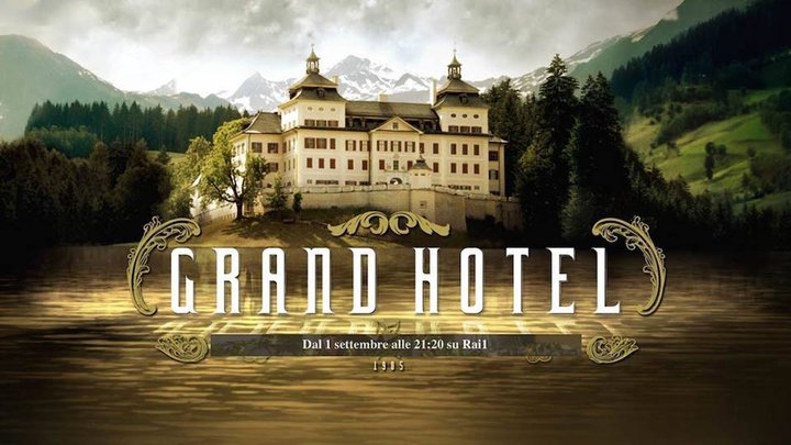 Grand Hotel (2015) Poster