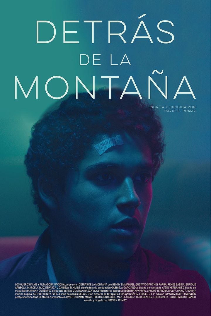 Detrás De La Montaña (2018) Poster