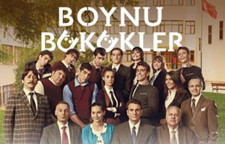 Boynu Bükükler (2014) Poster