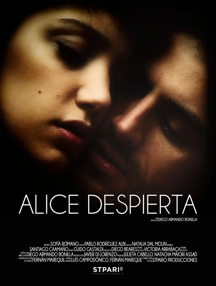 Alice, Despierta (2018) Poster