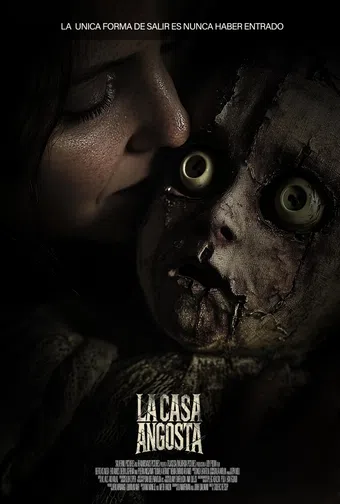 la casa angosta poster