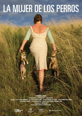 la mujer de los perros 2015 poster