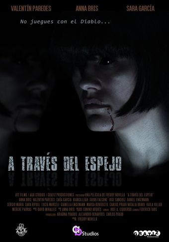 a través del espejo 2018 poster