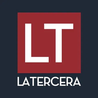 la tercera 2011 poster